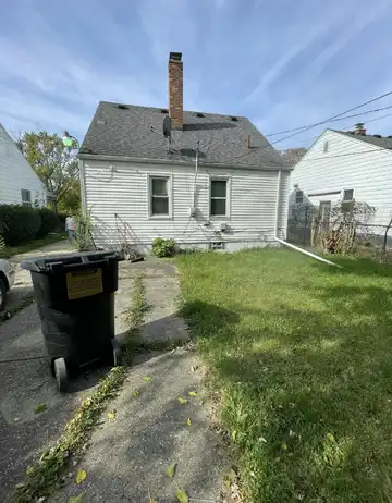 19624 Anglin Street, Detroit, MI 48234