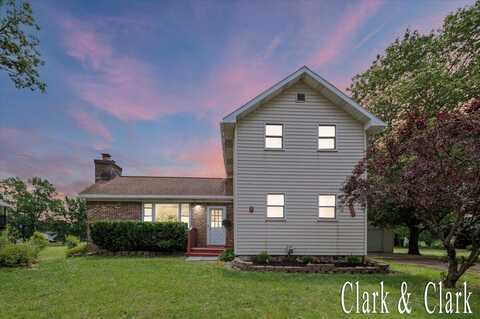 139 W Grand Ledge Highway, Sunfield, MI 48890