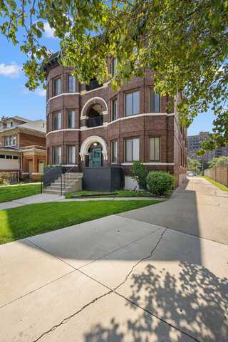68 E Willis Street, Detroit, MI 48201