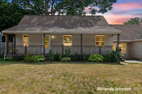 602 Elsa Street, North Muskegon, MI 49445