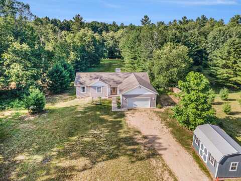 8420 N Echo Valley Drive, Irons, MI 49644