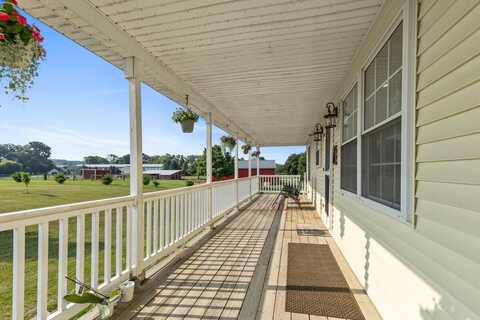 7870 Larry Lane, Middleville, MI 49333