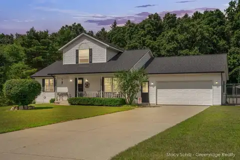 2405 Stanton Drive, Middleville, MI 49333