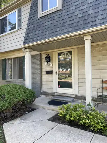 26292 Franklin Pointe Drive, Southfield, MI 48034