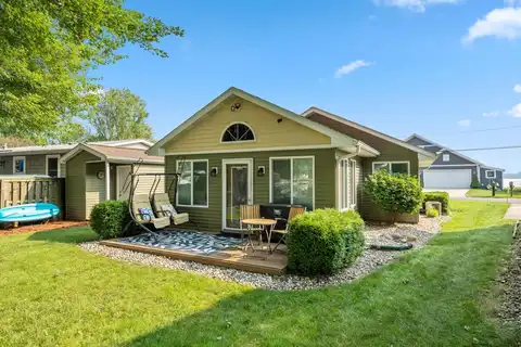 4111 E Joy Road, Shelbyville, MI 49344