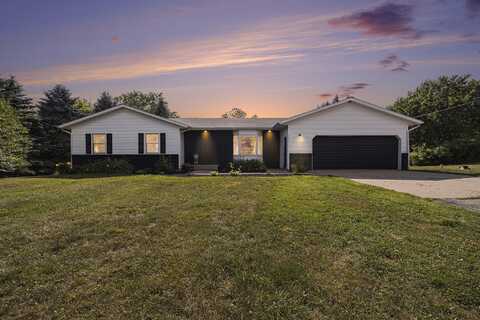 14555 Fruit Ridge Avenue, Kent City, MI 49330