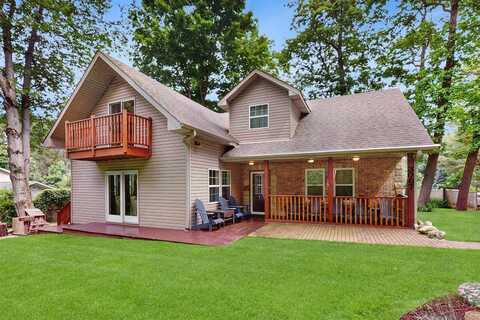 3067 Birch Avenue, Coloma, MI 49038