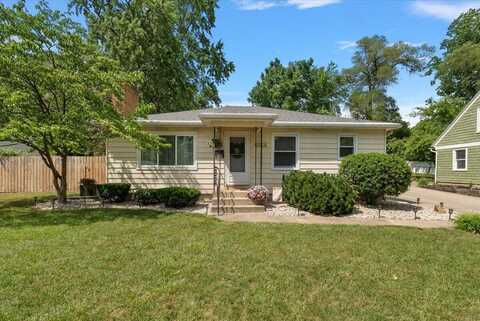 1641 4th Street NW, Grand Rapids, MI 49504