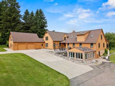 3447 Mayberry Lane, Howell, MI 48843