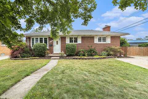31504 Windsor Street, Garden City, MI 48135