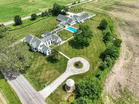 15337 Pardee Road, Galien, MI 49113