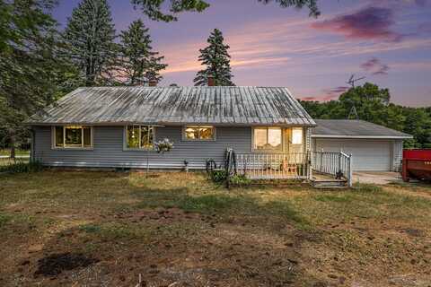 15268 Myers Lake Avenue NE, Cedar Springs, MI 49319