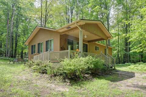 5154 Cherry Road, Farwell, MI 48622