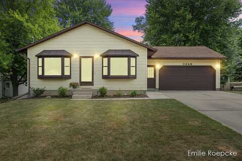 3248 Rypens Drive NW, Grand Rapids, MI 49534
