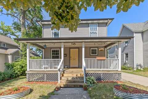 727 Cass Avenue SE, Grand Rapids, MI 49503