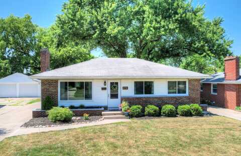 1441 Lewison Avenue NE, Grand Rapids, MI 49505