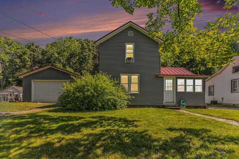 617 E Thorn Street, Hastings, MI 49058