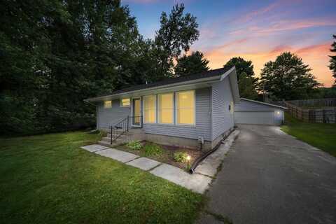 204 Iroquois Street, Jackson, MI 49203