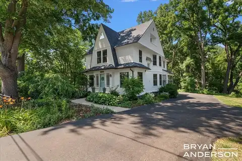 2099 Robinson Road SE, Grand Rapids, MI 49506