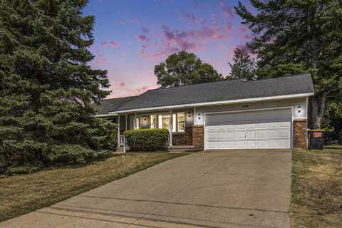 5720 Belmont Avenue NE, Belmont, MI 49306