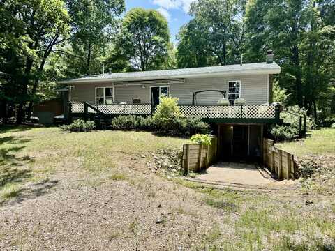 17924 Round Lake Road, Wellston, MI 49689
