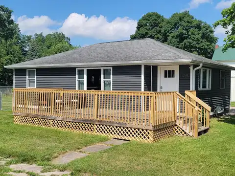 129 Oak Street, Freeport, MI 49325