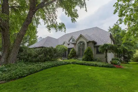 15789 Clarendon Hills Drive, Granger, IN 46530
