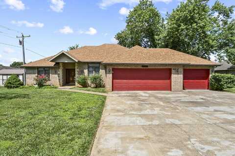 501 N Persimmon Drive, Nixa, MO 65714
