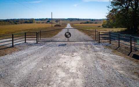 0001 E 480th Road, Bolivar, MO 65613