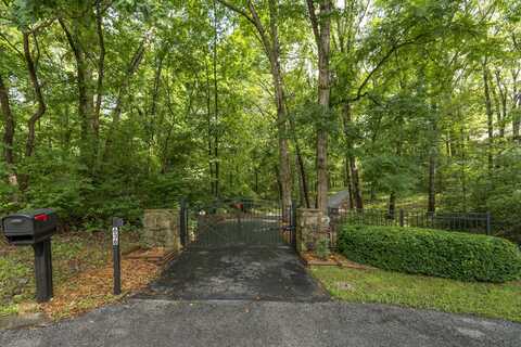 636 Crader Court, Springfield, MO 65802