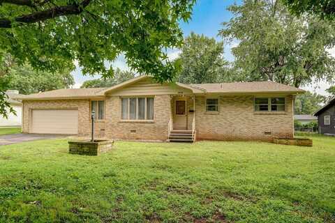 3066 E Lomita Street, Springfield, MO 65804