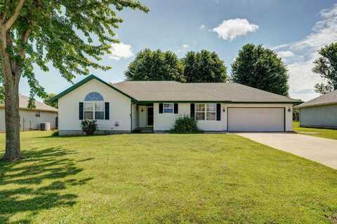 204 Arrowhead Road, Willard, MO 65781