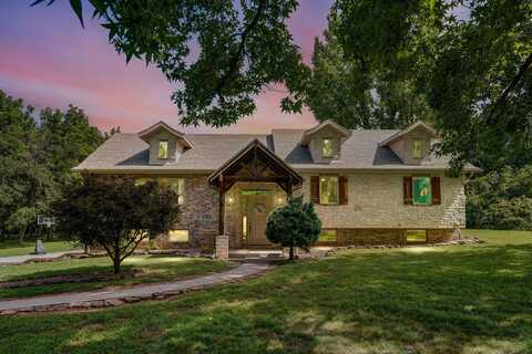 623 E Weaver Road, Springfield, MO 65810