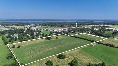 000 Englewood Drive, Stockton, MO 65785