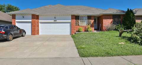 5441 Basswood Court W, Springfield, MO 65802