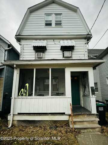 520 Charles Street, Luzerne, PA 18709