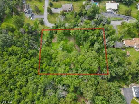 Florence Ln, Andover, NJ 07860
