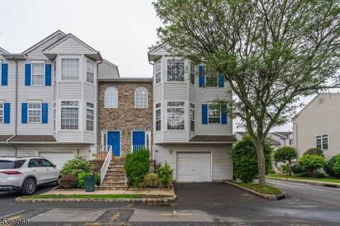 1727 Essex St, Rahway, NJ 07065