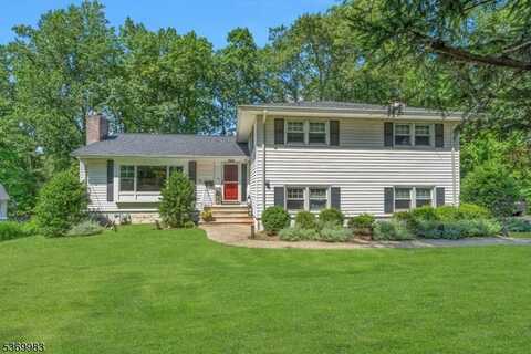 138 Glenside Rd, Berkeley Heights, NJ 07974