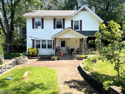 316 Ridge Rd, West Milford, NJ 07480