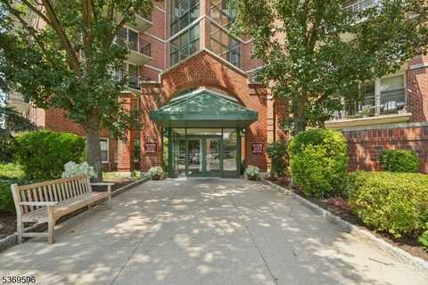 300 Main St U310, Little Falls, NJ 07424