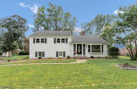 93 Columbia Rd, Morris, NJ 07960