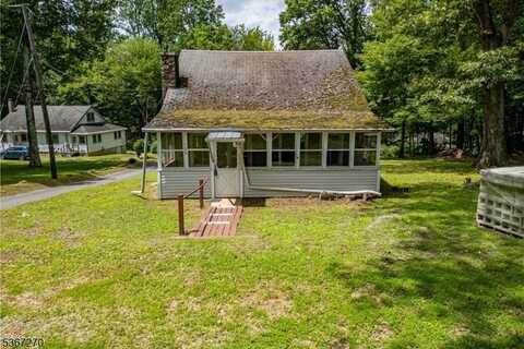509 W Hill Rd, Lebanon, NJ 08826