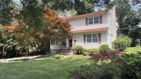 224 W Mount Pleasant Ave, Livingston, NJ 07039