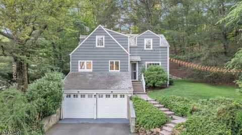 359 Dogwood Way, Mountainside, NJ 07092