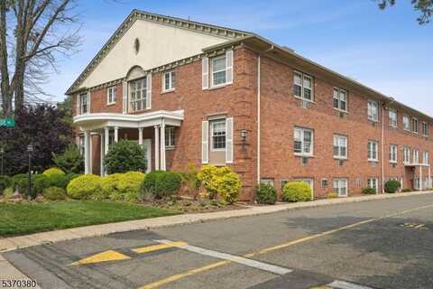 206 Main St, Millburn, NJ 07041