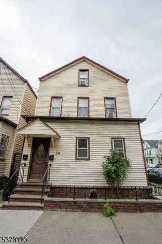 74 4Th St, Elizabeth, NJ 07206