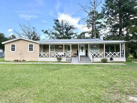 934 Pine Grove Rd, Cedar Bluff, MS 39741