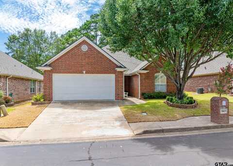 5821 Cross Creek Cir, Tyler, TX 75703