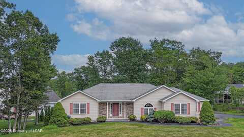 211 Circle Drive, Mountain Top, PA 18707